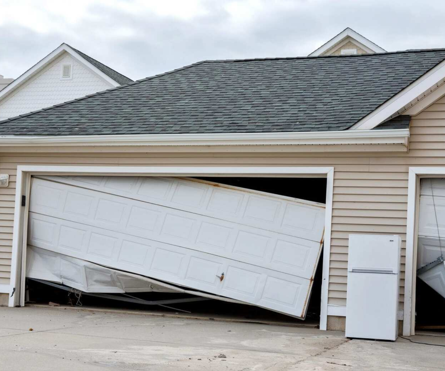 Emergency-Garage-Door-Repair-Service